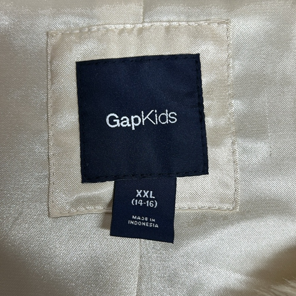 Gap White Ivory Cream Girls Faux Fur Jacket Coat size 14/16. XXL. NWT - Picture 6 of 9